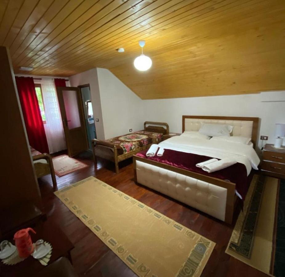 Guesthouse Mehmeti Валбона Екстериор снимка