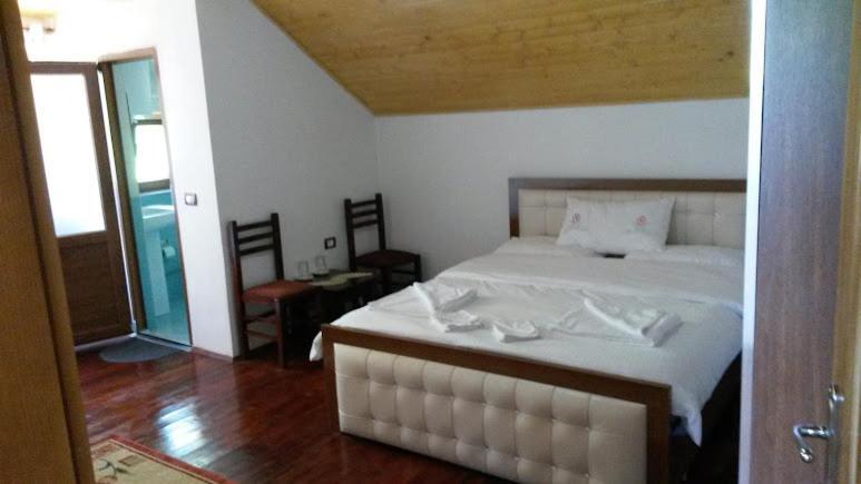 Guesthouse Mehmeti Валбона Екстериор снимка