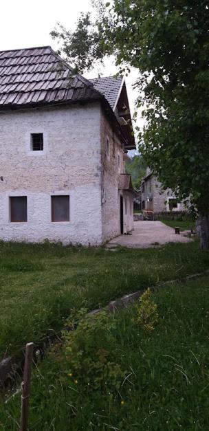Guesthouse Mehmeti Валбона Екстериор снимка